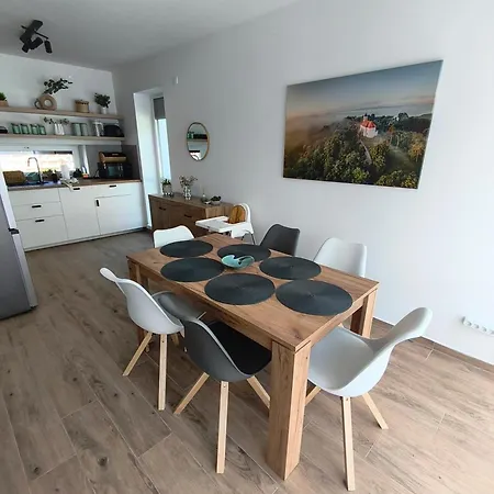 Ferienhaus Szent Mihaly Domb Vonyarcvashegy